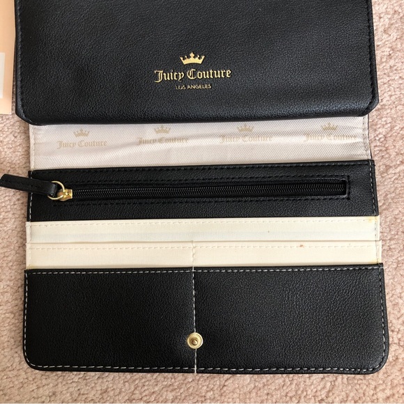 Juicy Couture Crossbody Bag - Picture 7 of 9